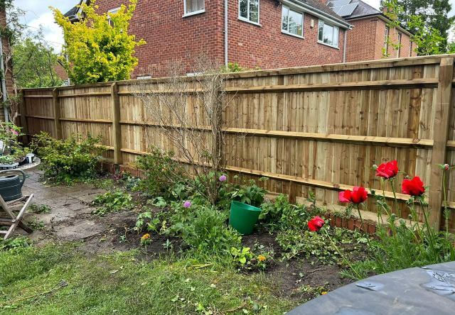After photo - new close board fencing in Headington